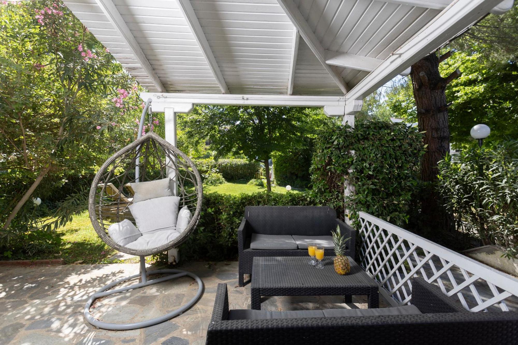 Lovely Villa 3 Min From The Beach Hanioti Exteriör bild